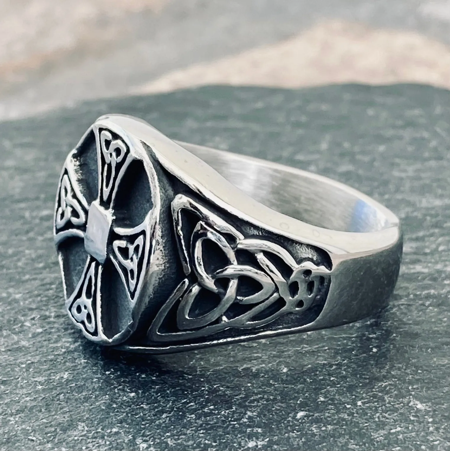 Cross Ring - Celtic Cross - R85