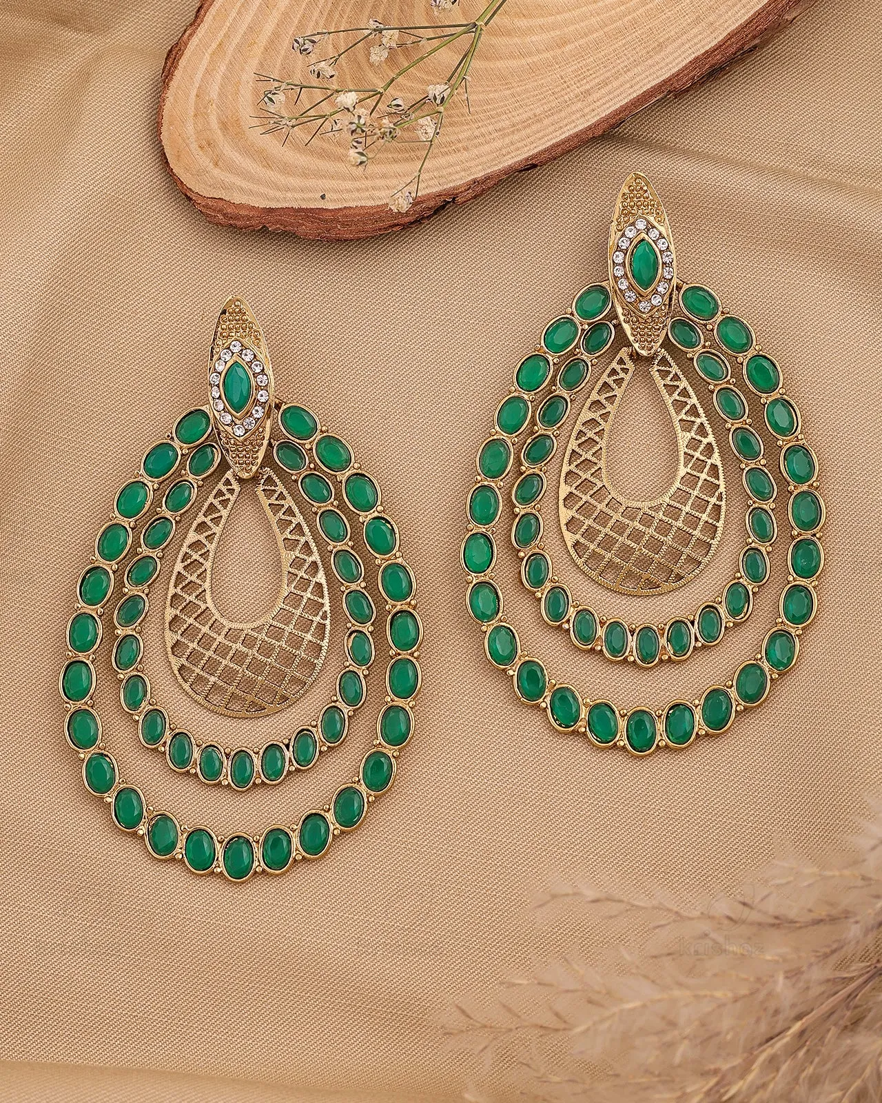 Jyotsana Kundan Dangler Earrings - RANG