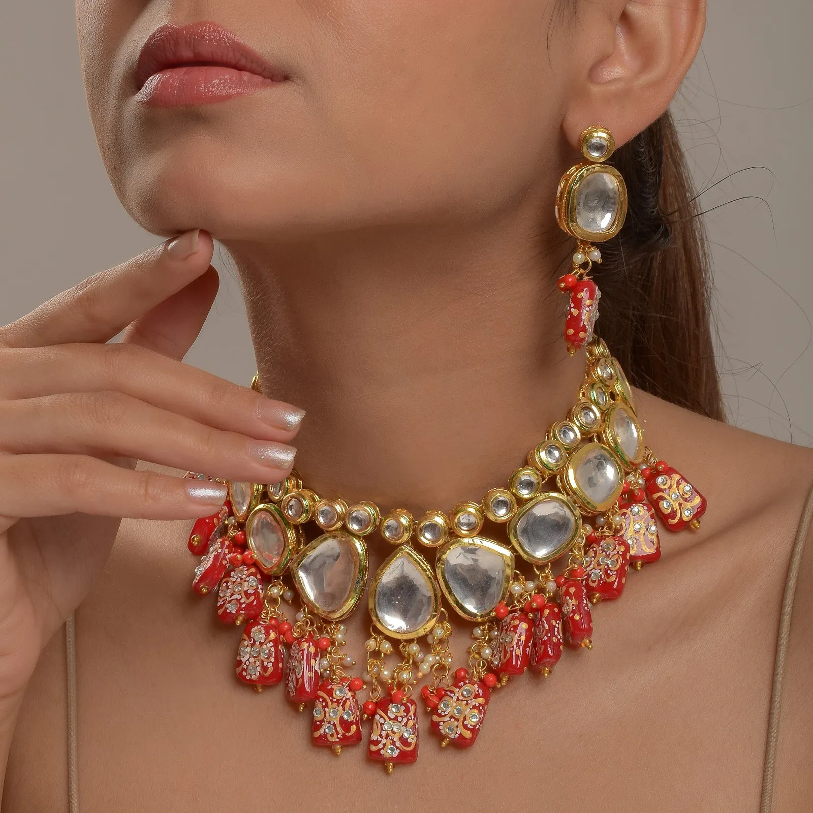 Pranavi Kundan Necklace Set