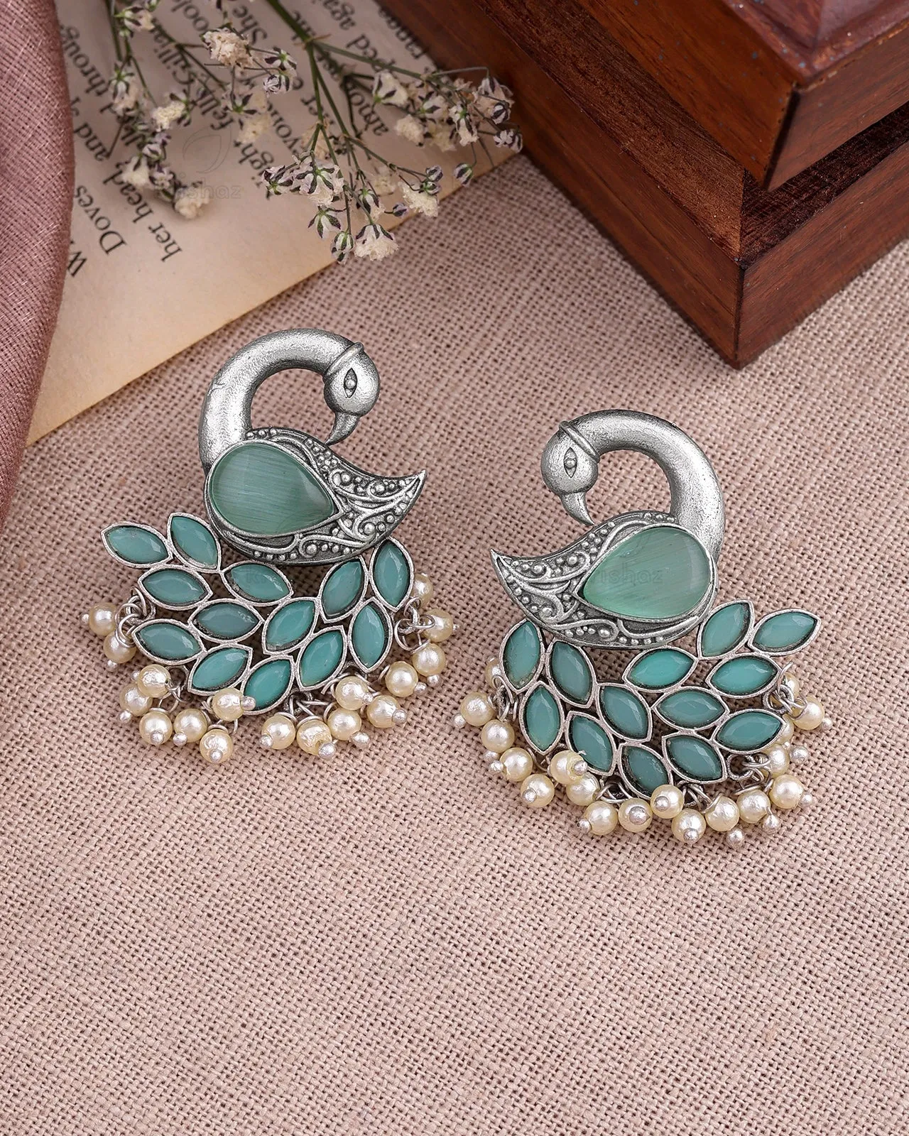 Sarang Peacock Designed Studs - wxo