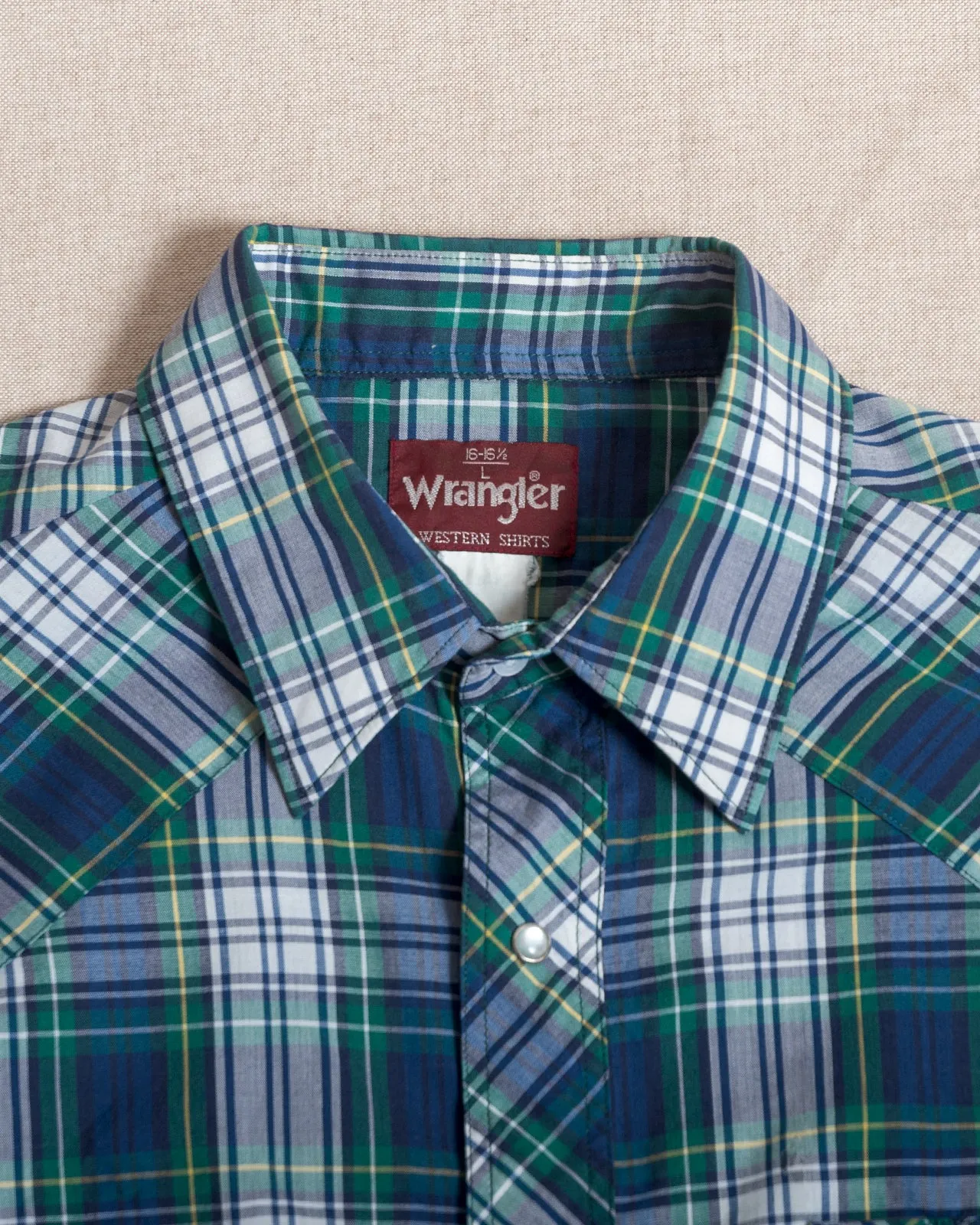 Wrangler Checkered Short Sleeved Shirt (XL)